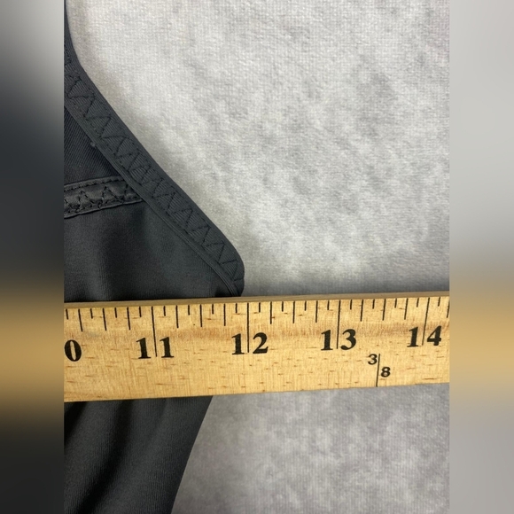 Lululemon Rehearsal Tank Coal Size Women In GrayTag. Size 4 - Picture 8 of 9